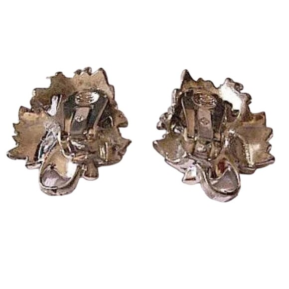Sarah Coventry White Berry Leaf Clip On Earrings Silver Tone - Picture 4 of 5